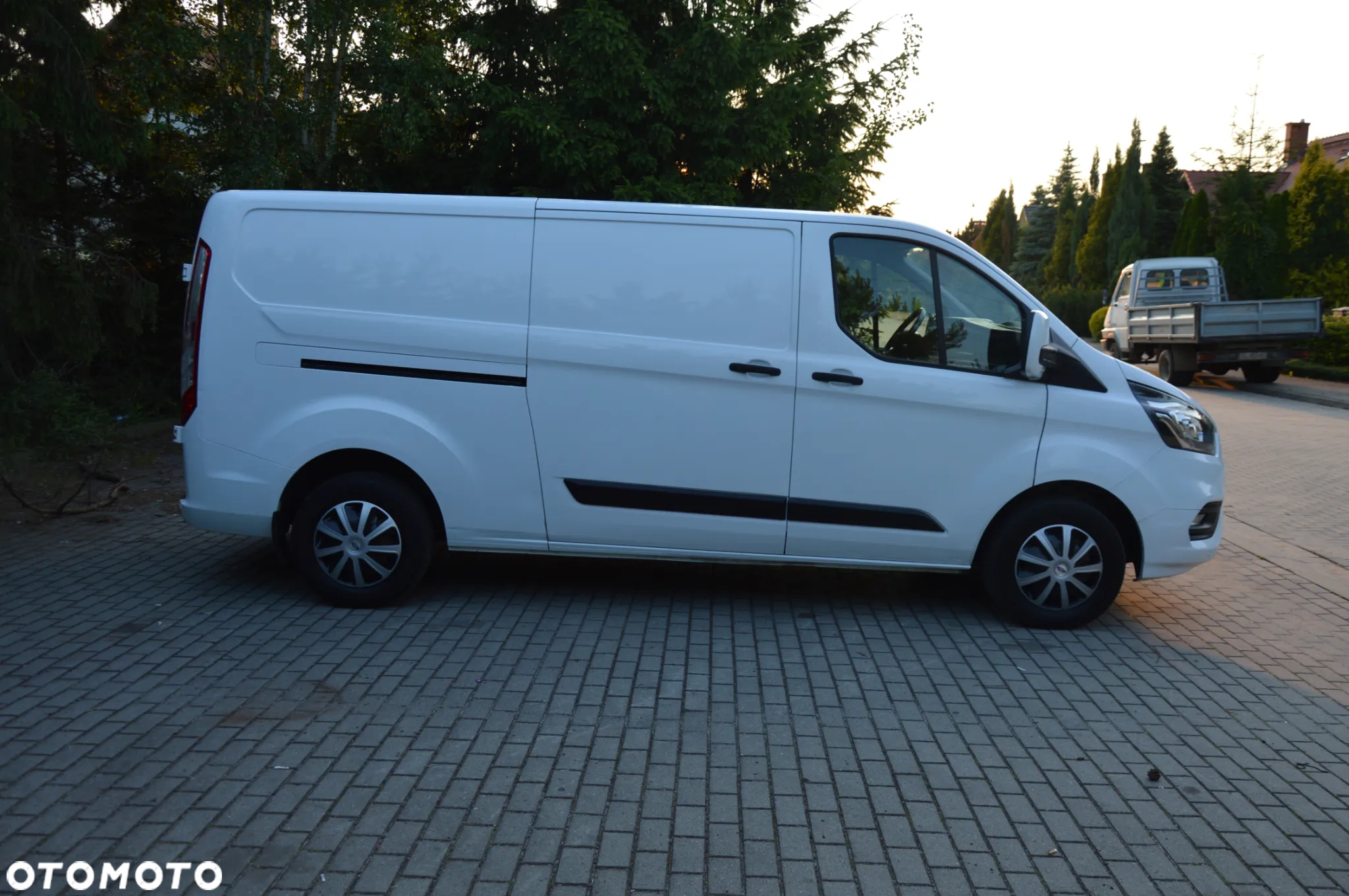 Ford Transit Custom - 8