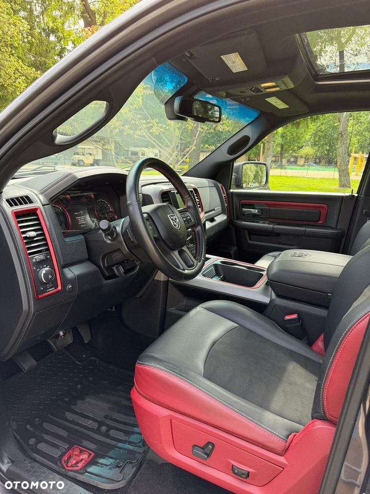 Dodge RAM 5.7 4x4 - 9