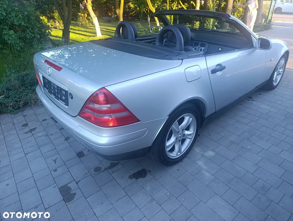 Mercedes-Benz SLK - 18