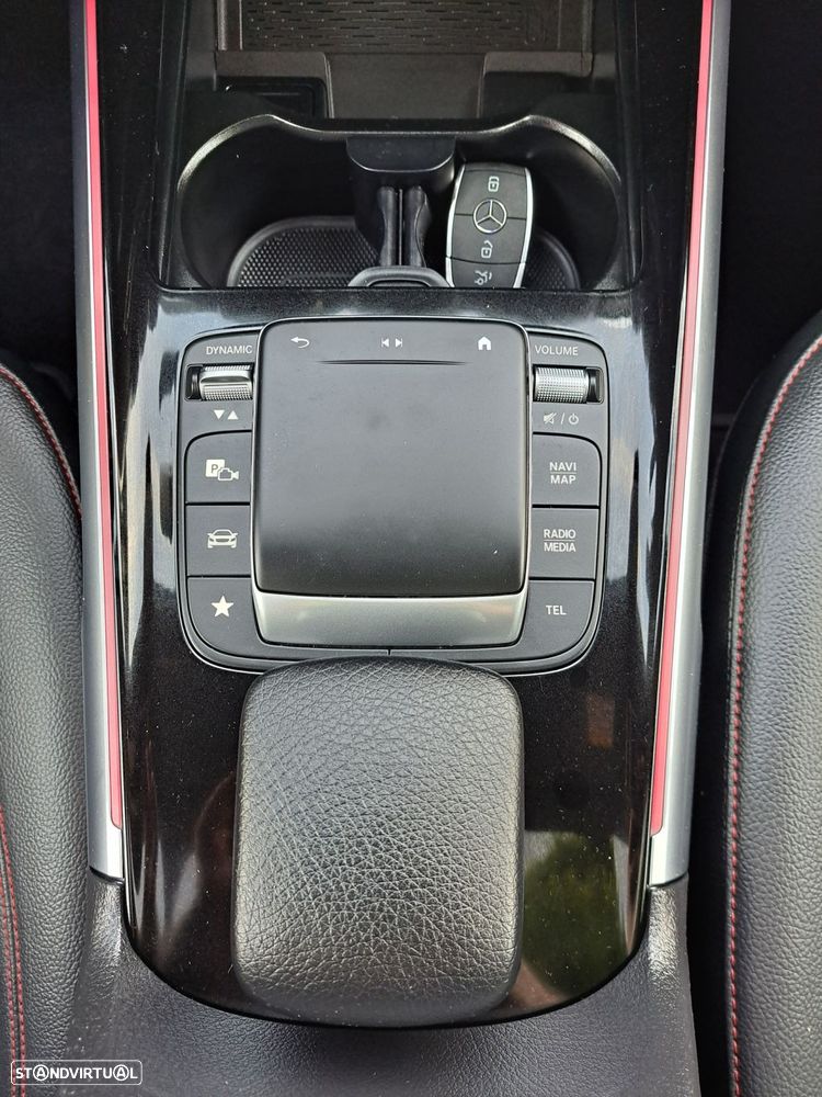 Mercedes-Benz EQB - 17