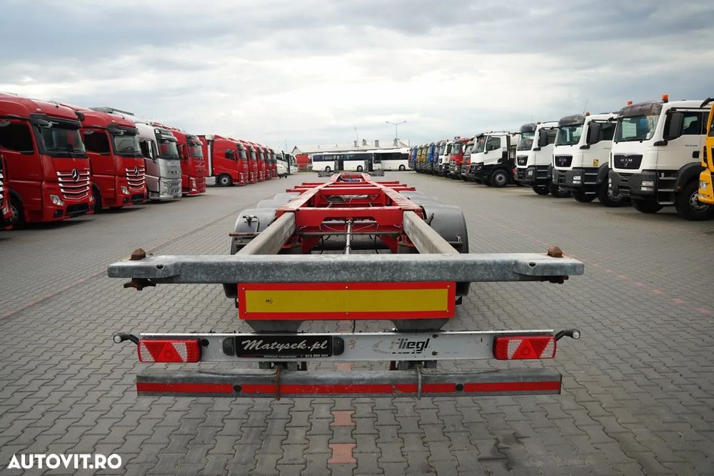 Fliegl / SEMIREMORCĂ CONTAINER / PENTRU TOATE CONTAINERELE / UNIVERSAL / EXTENSIBILĂ FAȚĂ ȘI SPATE / AXĂ RIDICABILĂ / AXE SAF / - 13