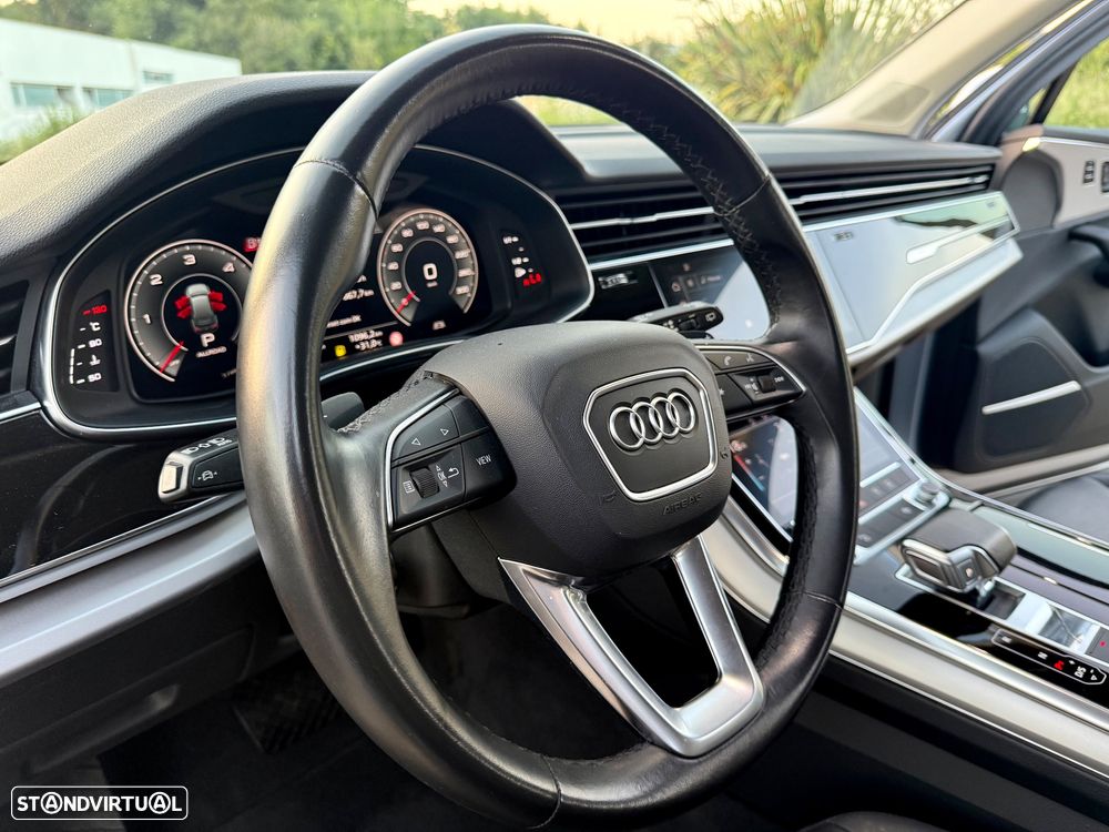 Audi Q7 50 TDI quattro S line Tiptronic - 28