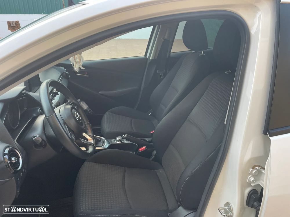 Mazda 2 SKYACTIV-G 90 Center-Line - 9