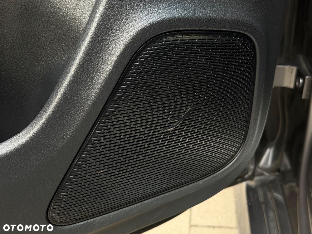 Mercedes-Benz CLA 220 AMG Line 7G-DCT - 24
