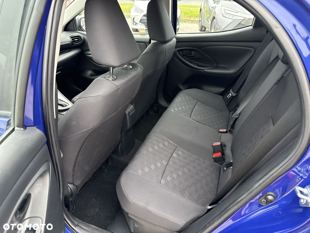 Toyota Yaris - 11