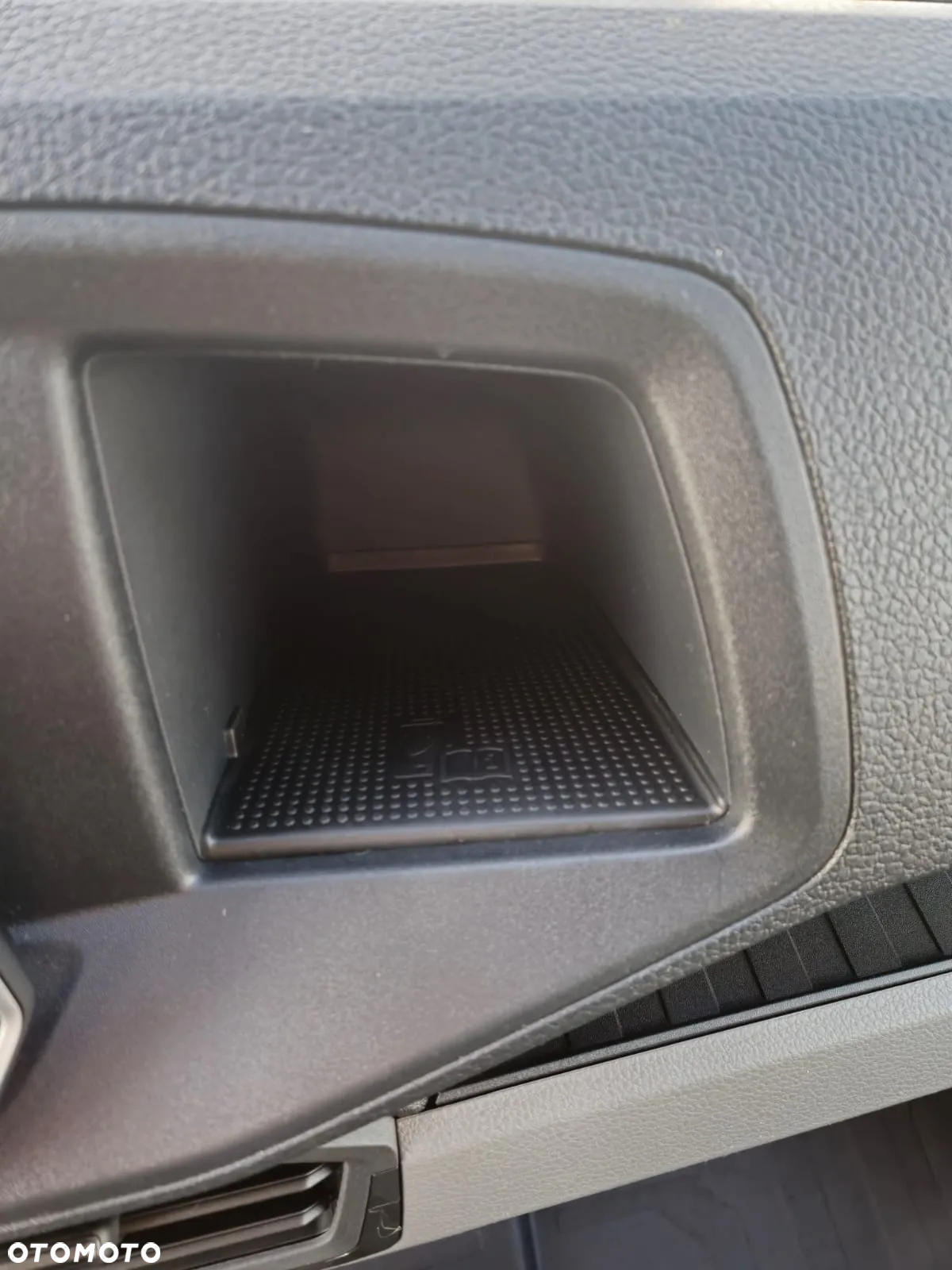 Volkswagen Crafter - 26