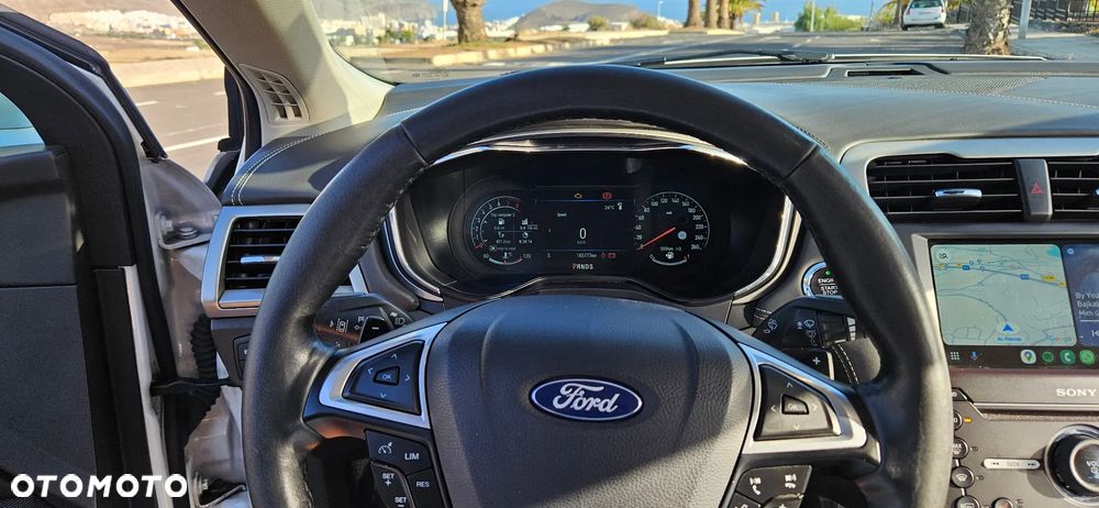 Ford Mondeo Vignale 2.0 EcoBoost - 14