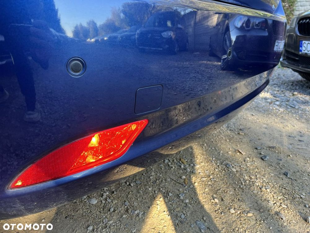 Kia Ceed - 11