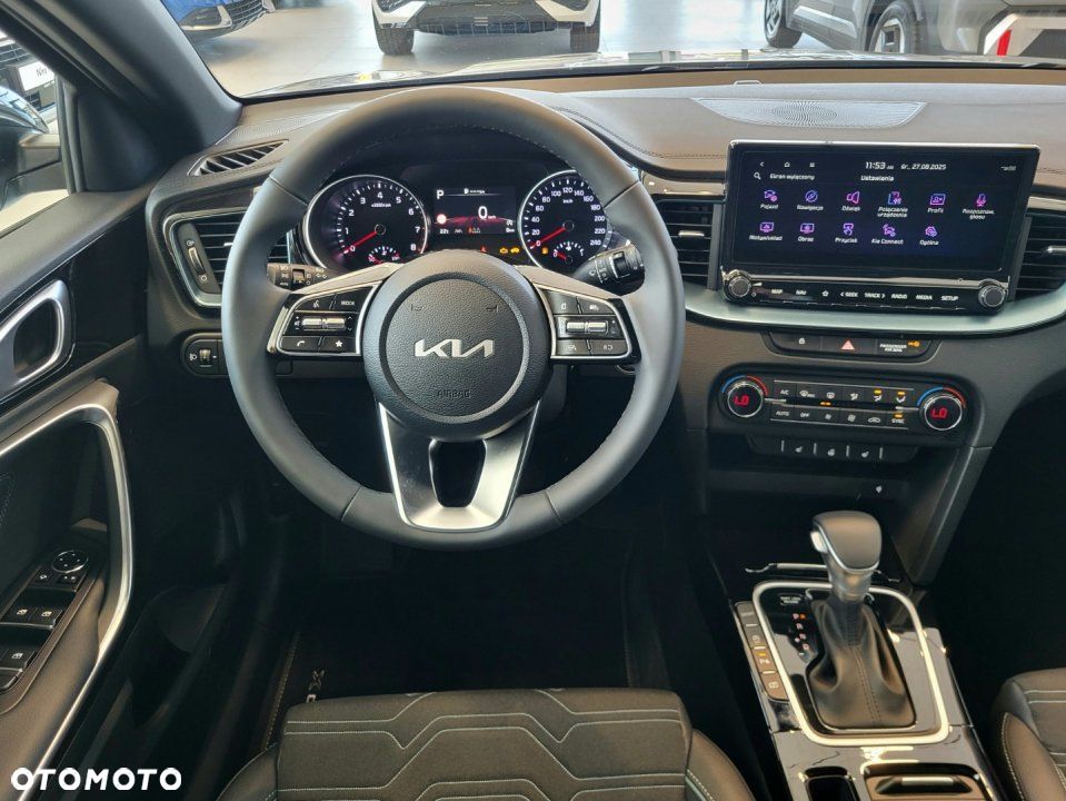 Kia XCeed - 10