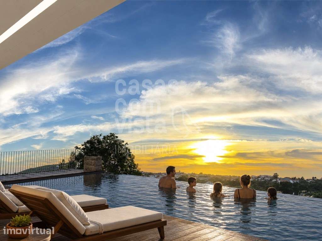 Terreno com Projeto Aprovado para Moradia e Piscina | Alqueidão da ... - Grande imagem: 2/42