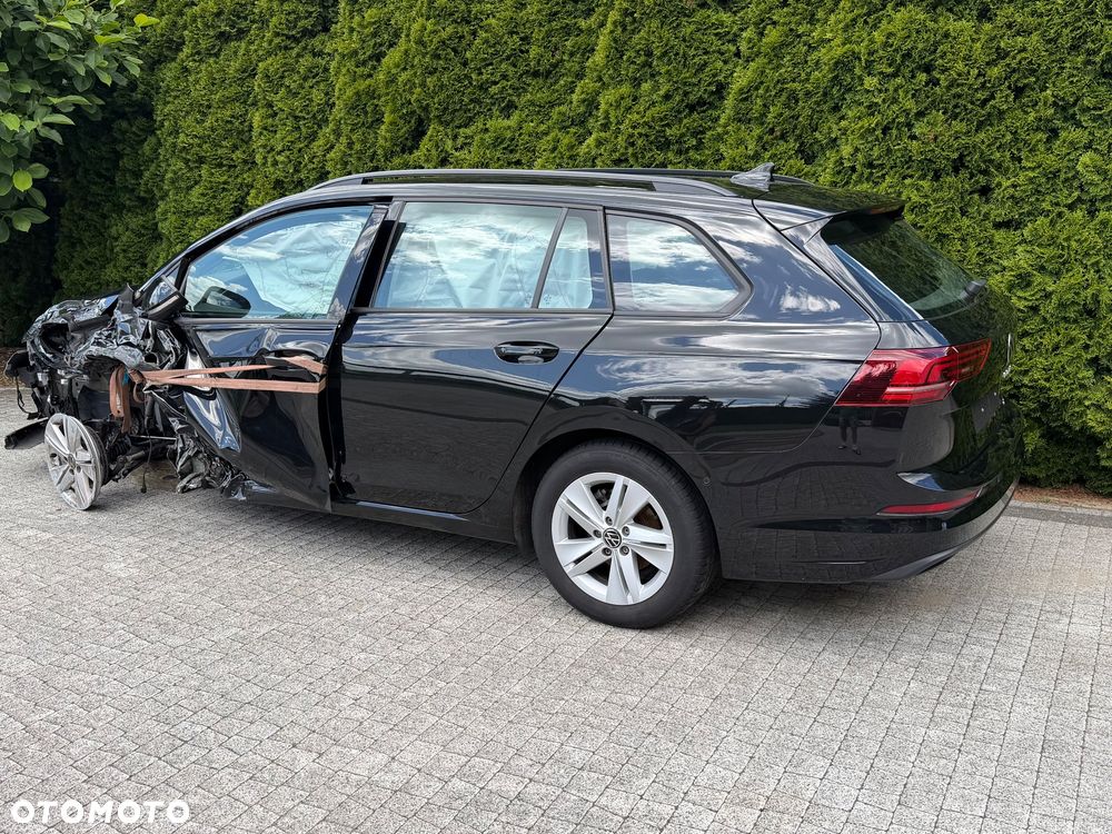Volkswagen Golf Variant 1.5 eTSI OPF DSG Life - 14