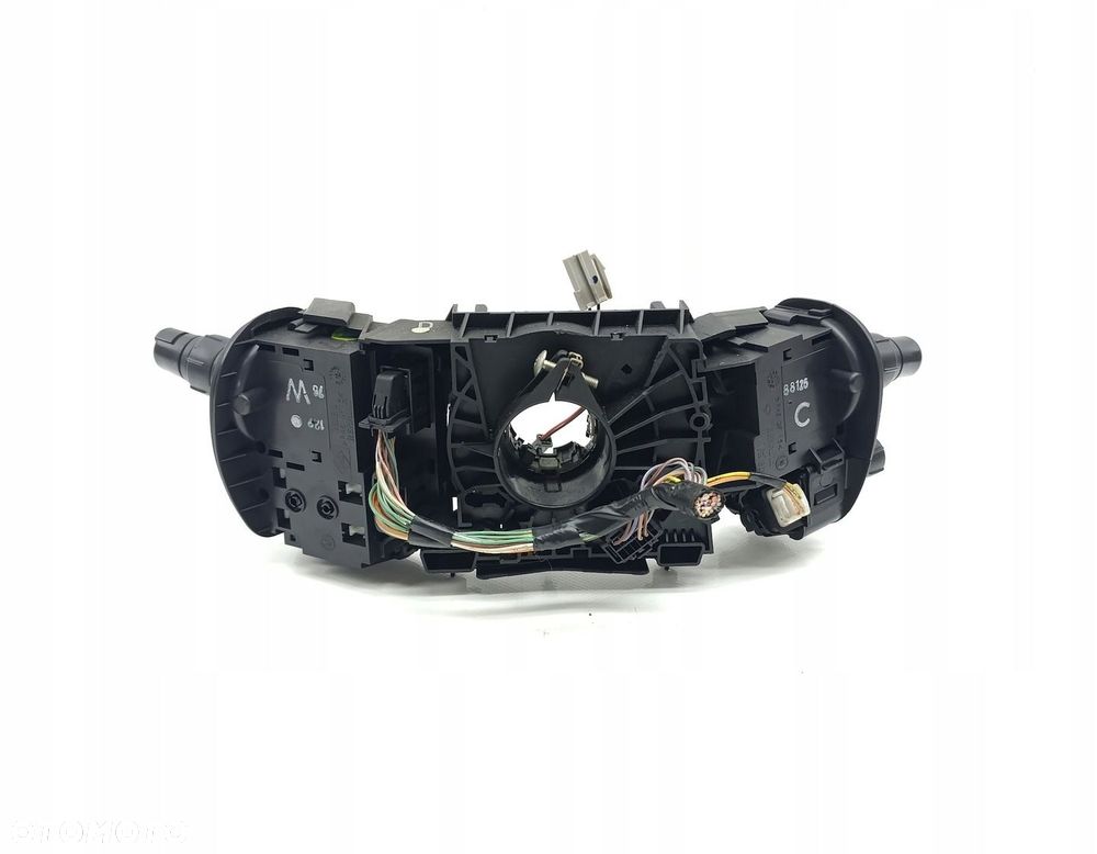 PRZEŁĄCZNIK ŚWIATEŁ KIERUNKOWSKAZÓW RENAULT SCENIC II 8200012772802 - 4