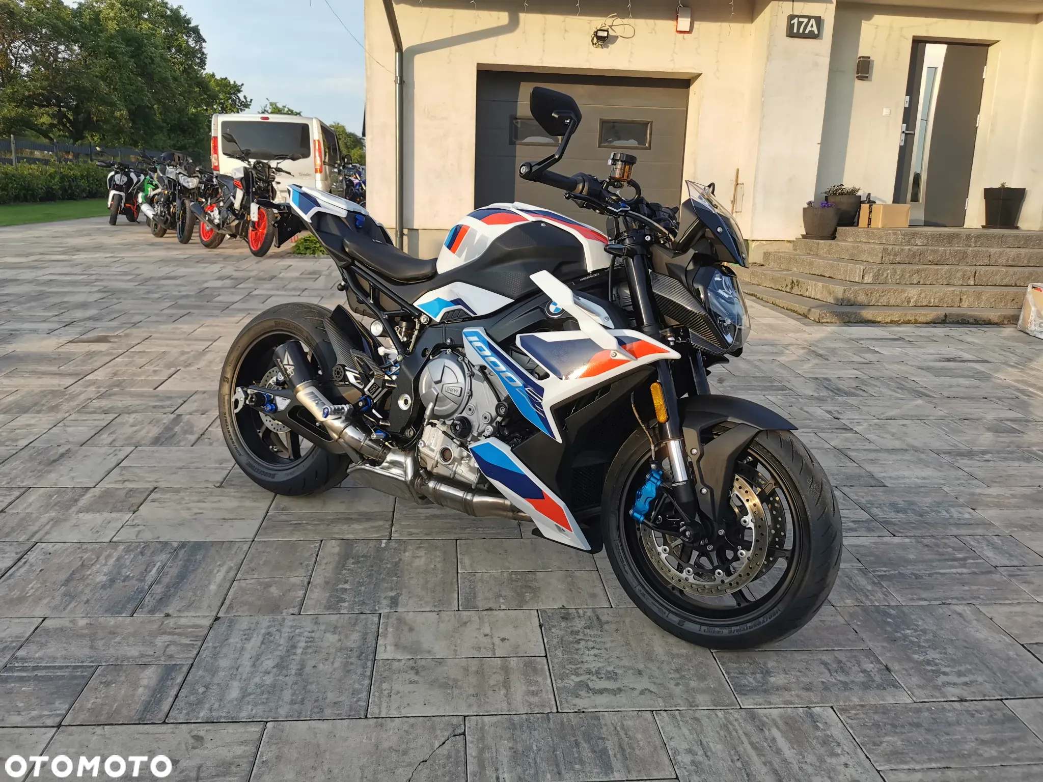 BMW S - 37