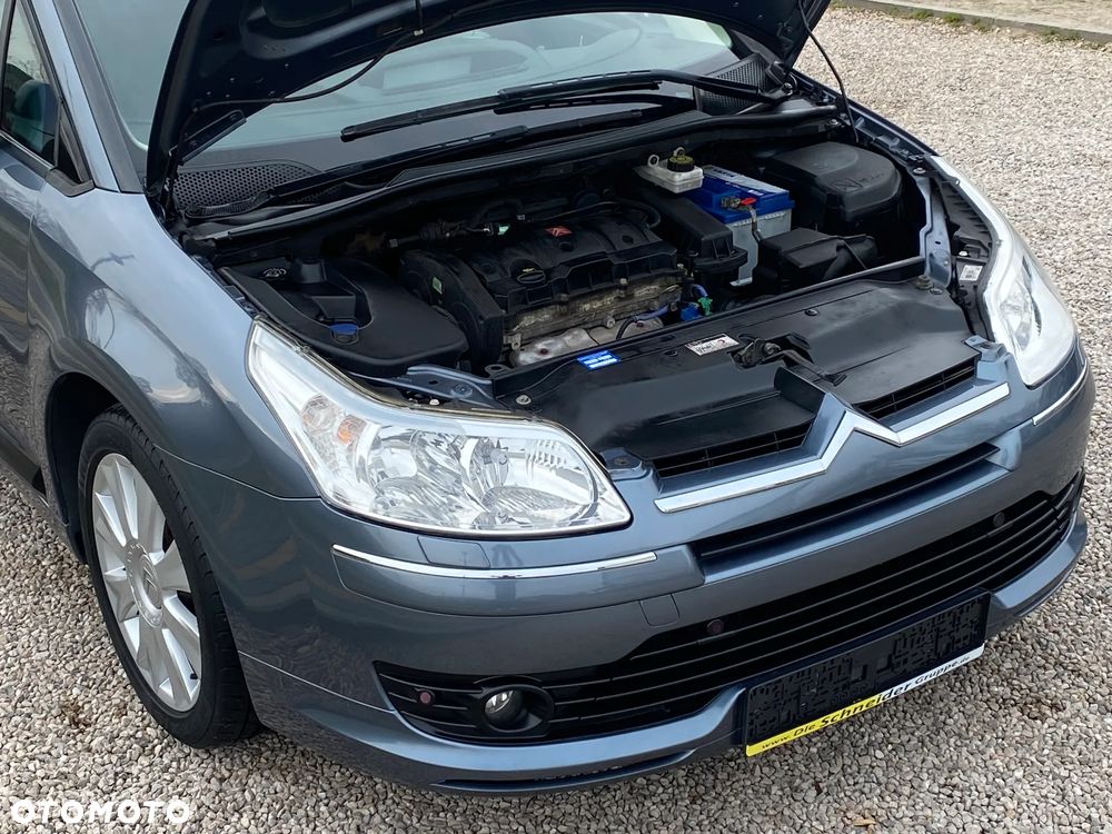 Citroën C4 1.6 16V Exclusive - 4
