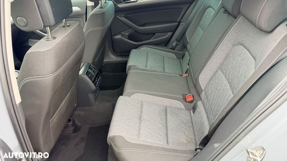 Volkswagen Passat 2.0 TDI SCR DSG Business - 12