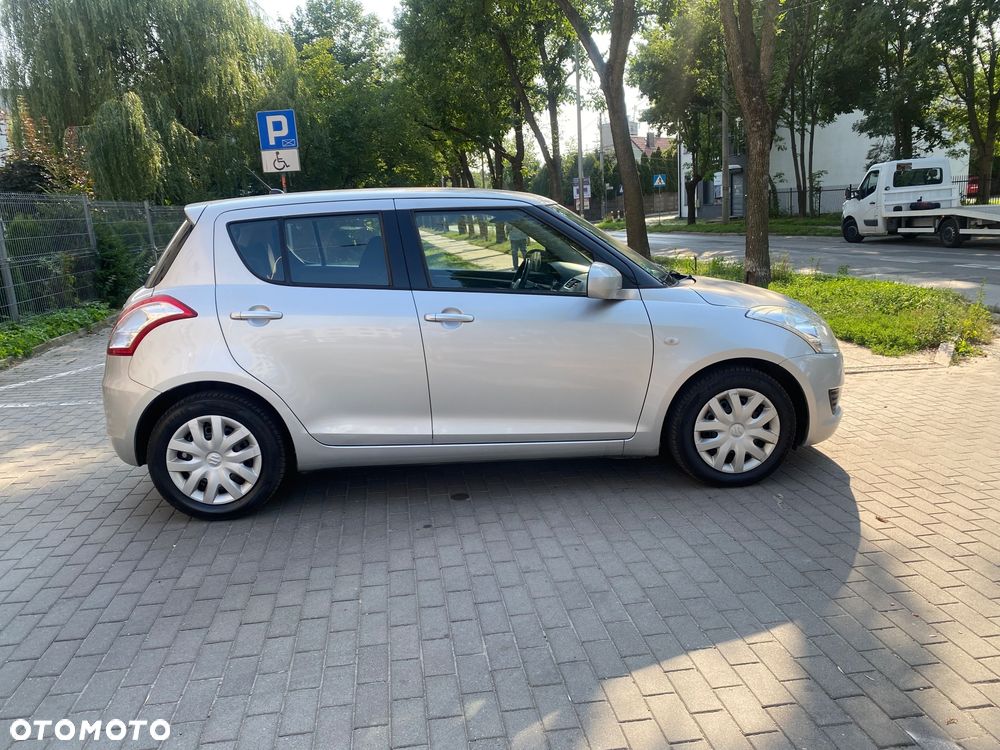 Suzuki Swift 1.3 GC (klm) - 4
