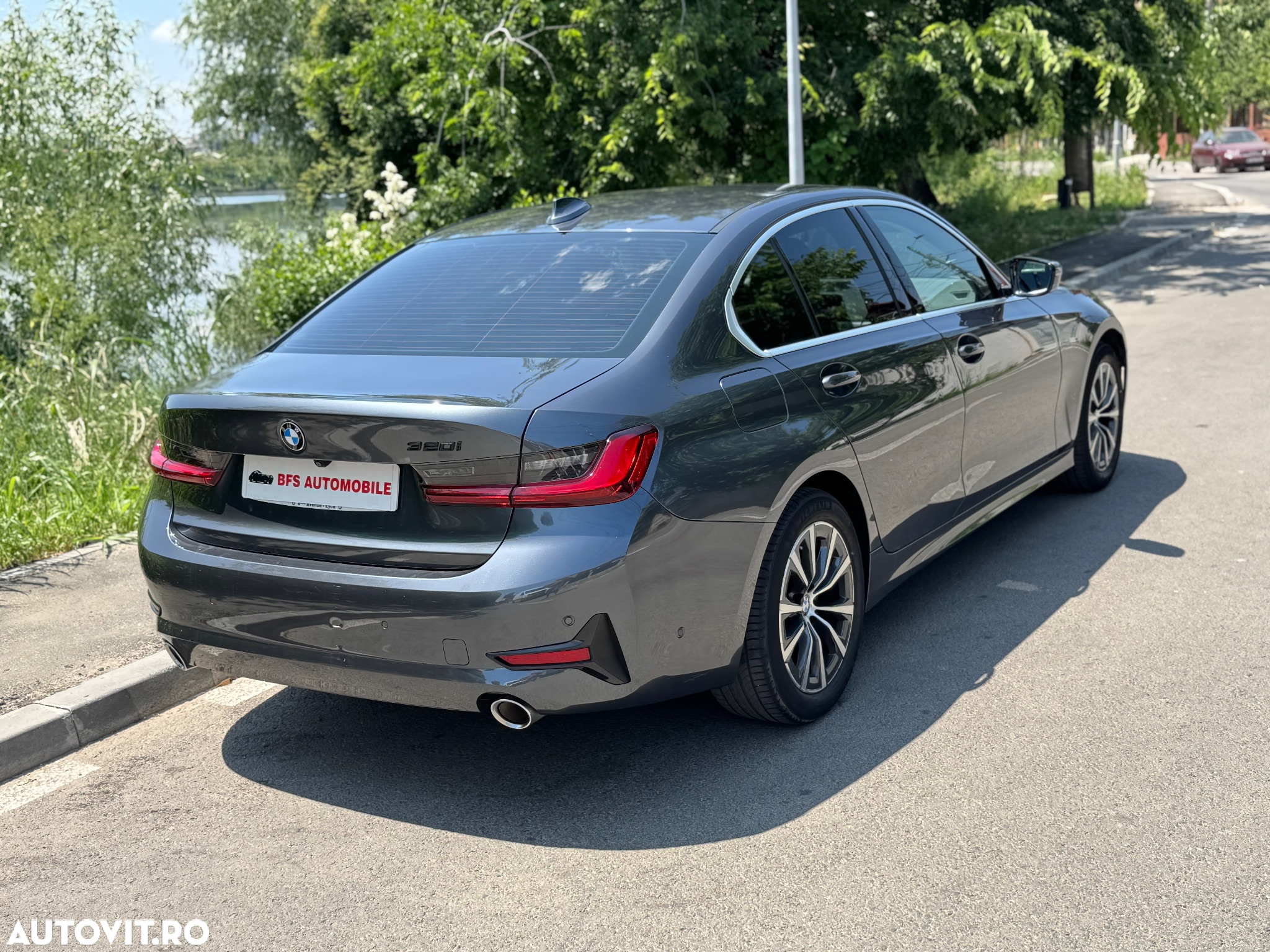 BMW Seria 3 320i AT - 19