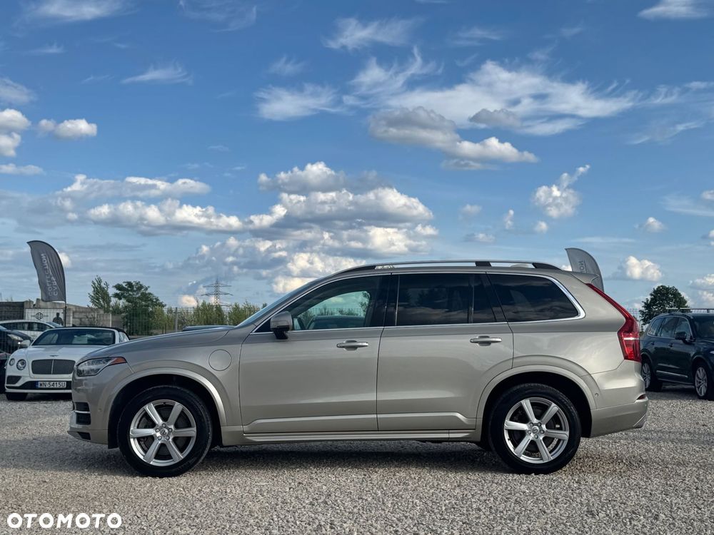 Volvo XC 90 - 8