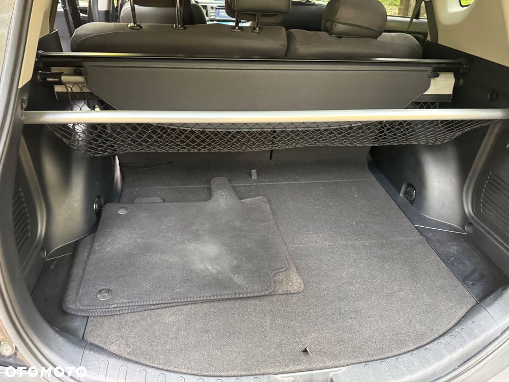 Toyota RAV4 - 19