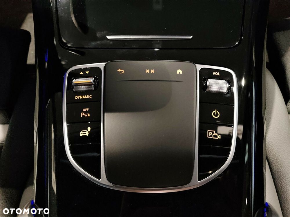 Mercedes-Benz EQC 400 4-Matic - 17