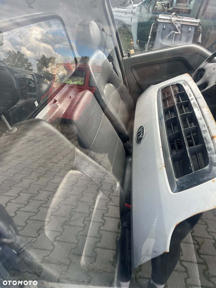 Kabina KIA K2500 / 2700 KOMPLETNA / Transport !! - 4