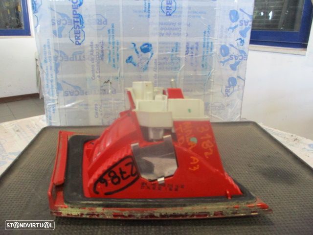 Farol Tras 8P4945094B AUDI A3 8P SPORTBACK 2008 2.0TDI 140CV 5P CINZA DRT DA MALA - 5