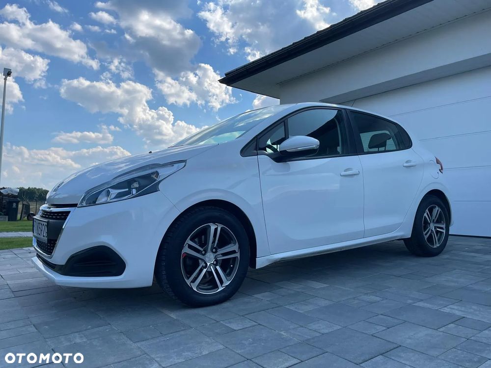 Peugeot 208 - 7