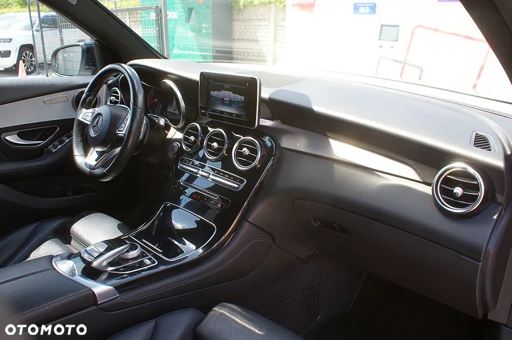 Mercedes-Benz GLC 250 d 4Matic 9G-TRONIC Exclusive - 10