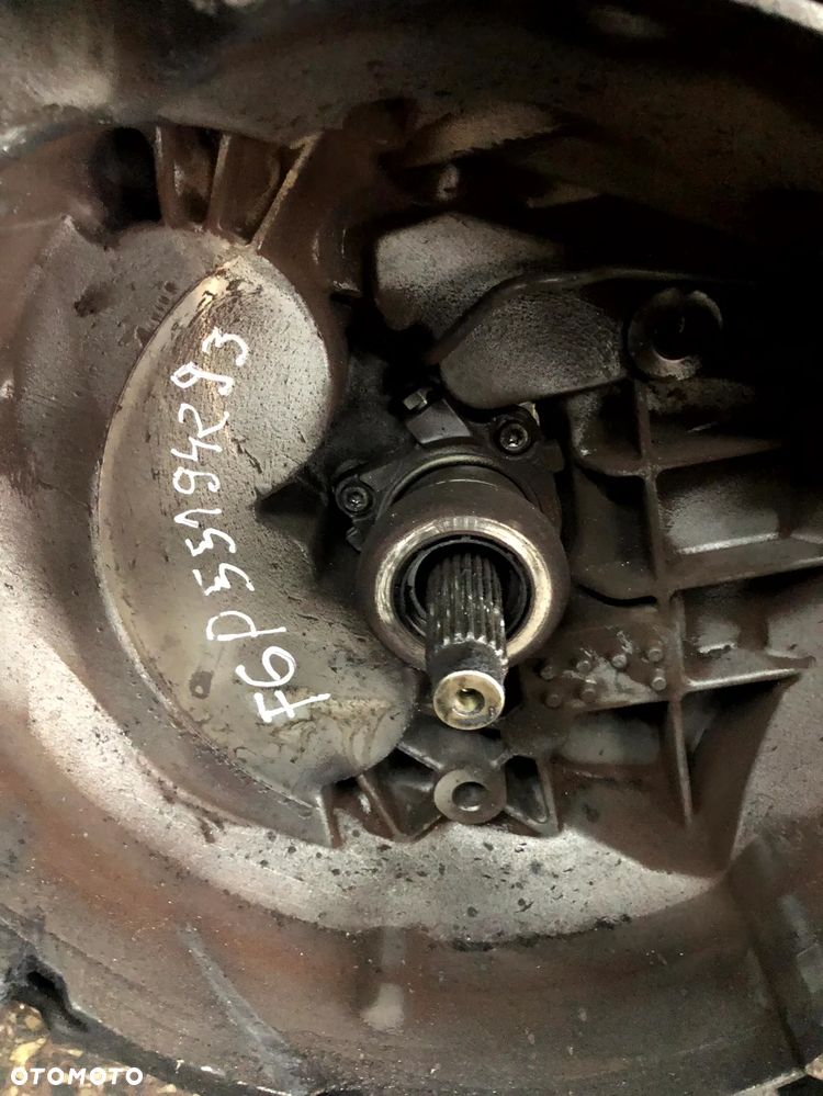 SKRZYNIA BIEGÓW  OPEL ZAFIRA B 1.9 CDTI 120 KM 05-10 55194293 - 2