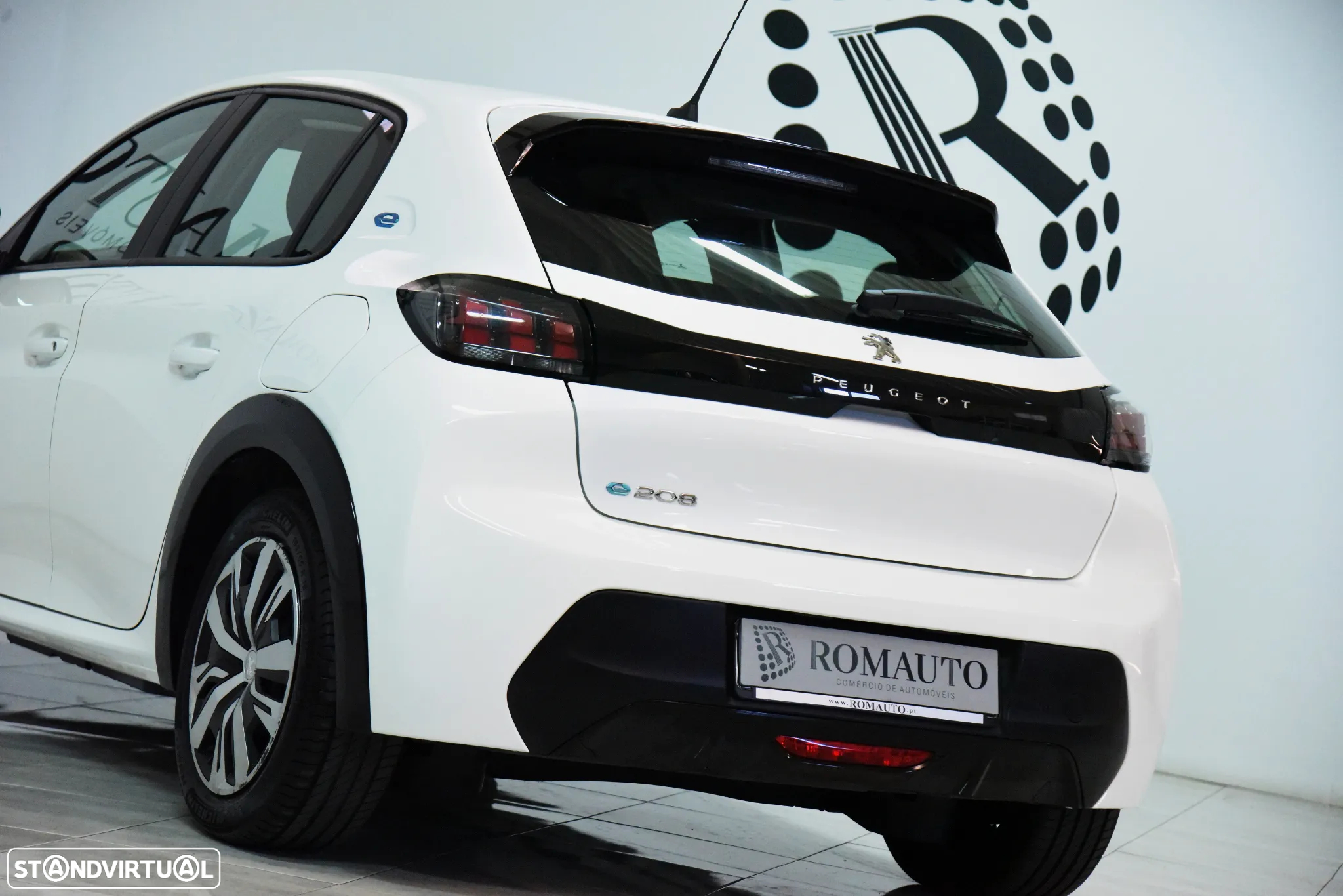 Peugeot e-208 Active Pack - 9