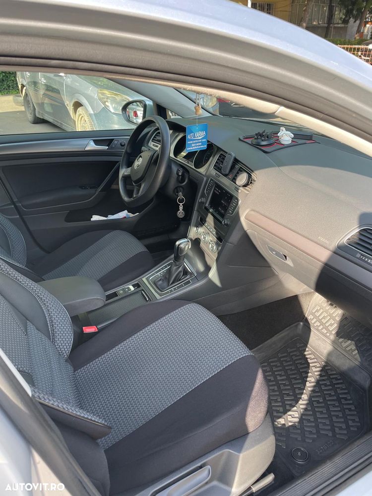 Volkswagen Golf 1.6 TDI DSG BMT Comfortline - 12