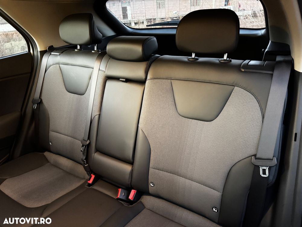 Kia Niro 1.6 GDI 6DCT HEV Premium - 4