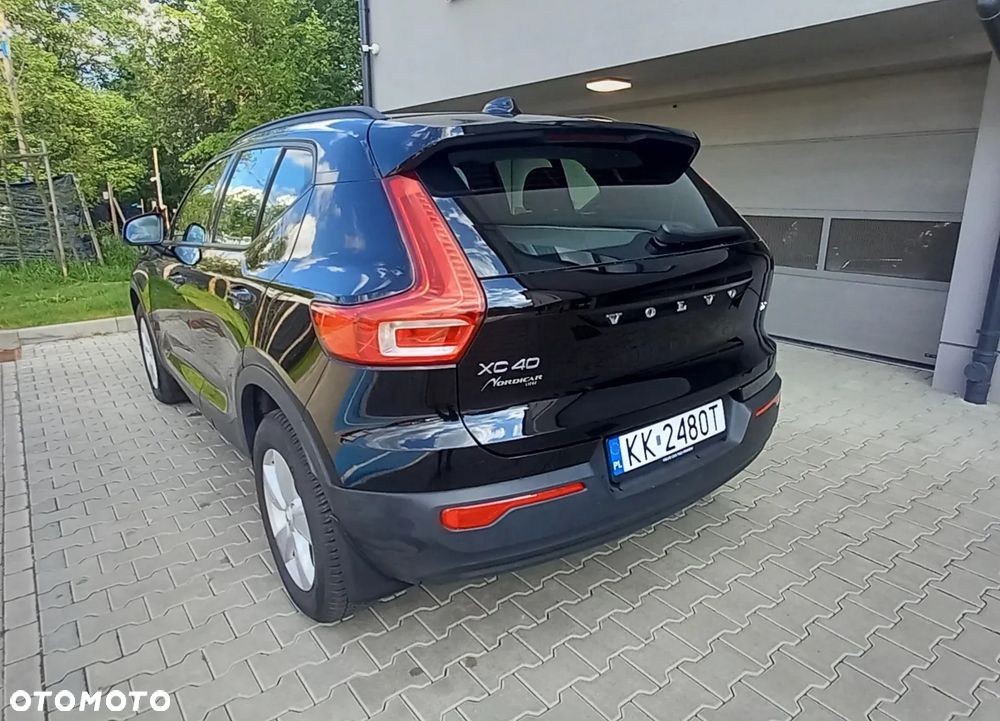 Volvo XC 40 T2 Essential - 2