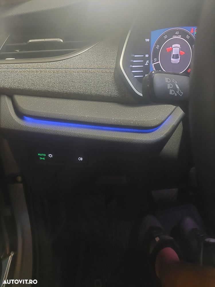 Skoda Octavia 1.5 TSI mHEV DSG Selection - 14