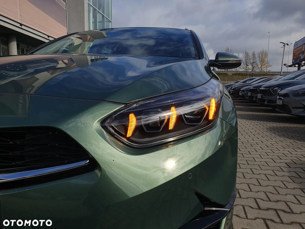 Kia Ceed 1.5 T-GDI Tribute - 22