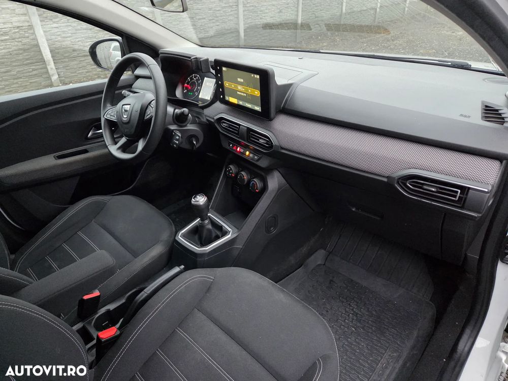 Dacia Logan TCe 90 MT5 Comfort - 5