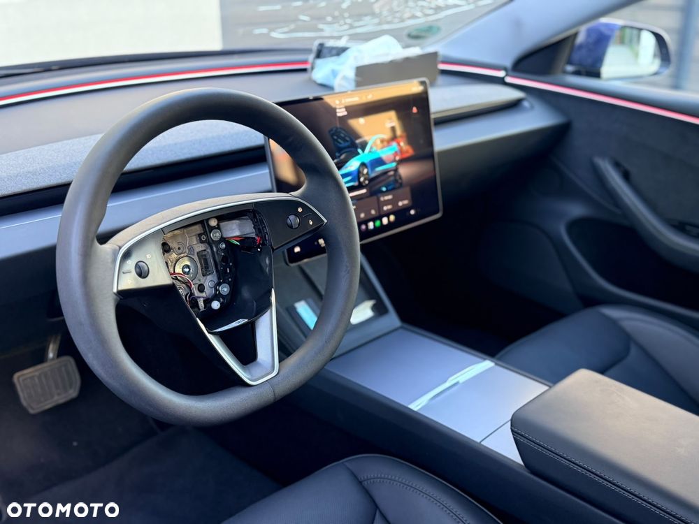 Tesla Model 3 Performance AWD - 22