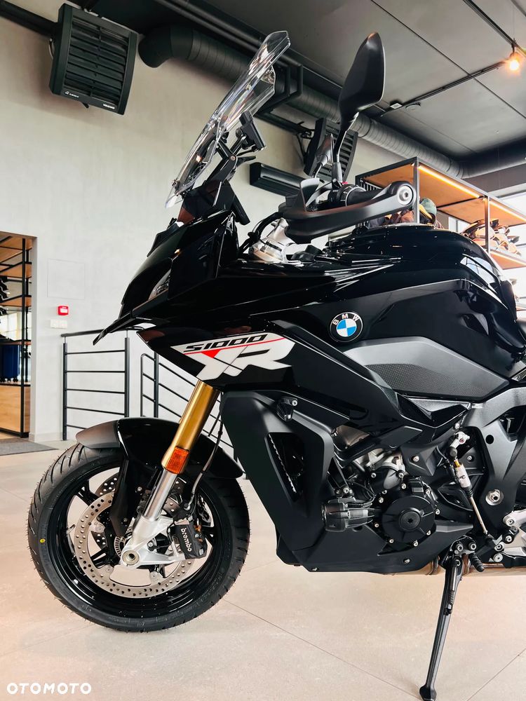 BMW XR - 2