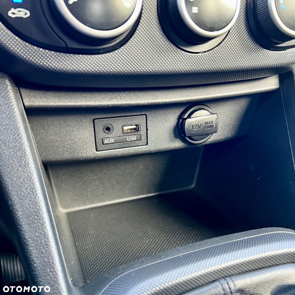 Hyundai i10 1.0 YES Silver - 16