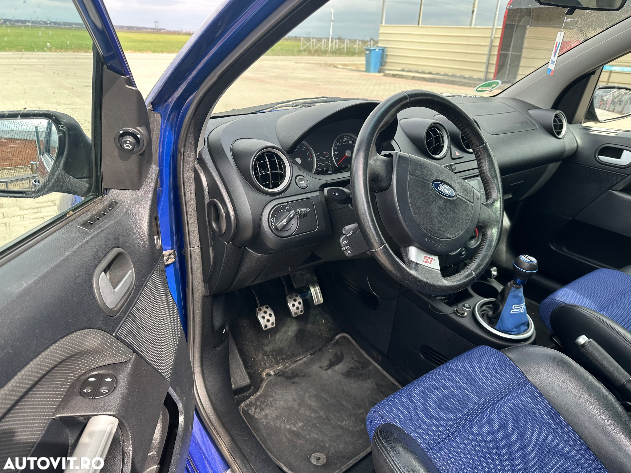 Ford Fiesta 2.0 ST - 6