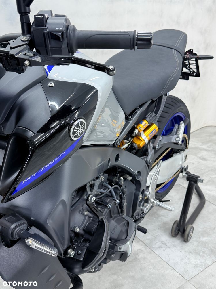 Yamaha MT - 5