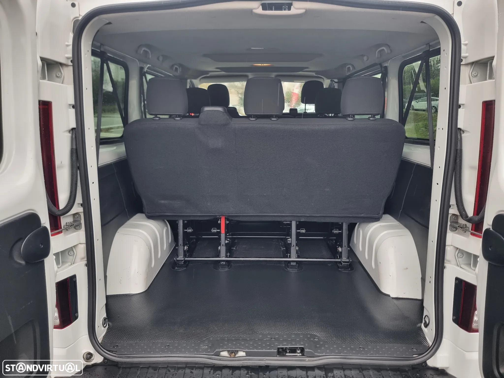 Renault Trafic 2.0 dCi L1H1 1.0T Luxe SS - 27