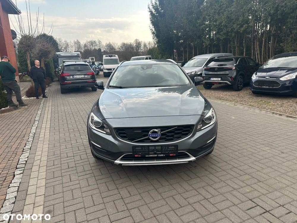 Volvo V60 Cross Country - 2
