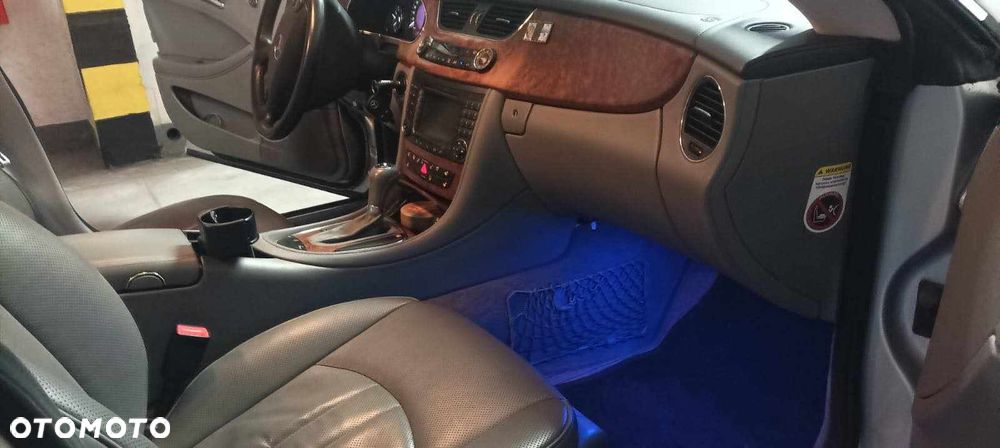 Mercedes-Benz CLS - 13