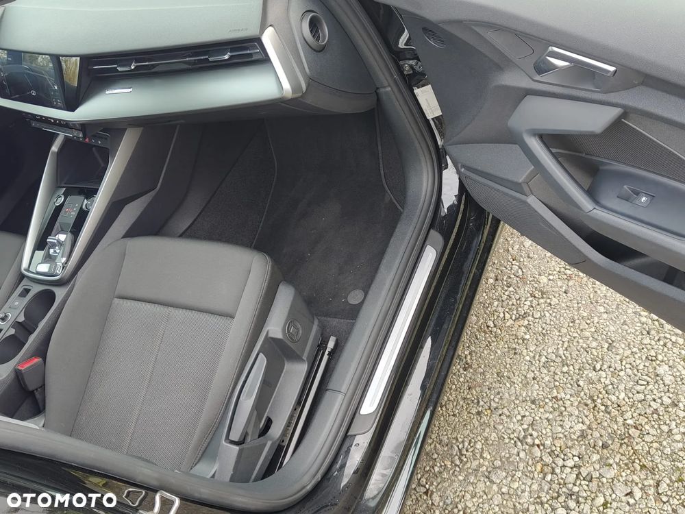 Audi A3 Sportback 2.0 TDI S tronic sport - 13