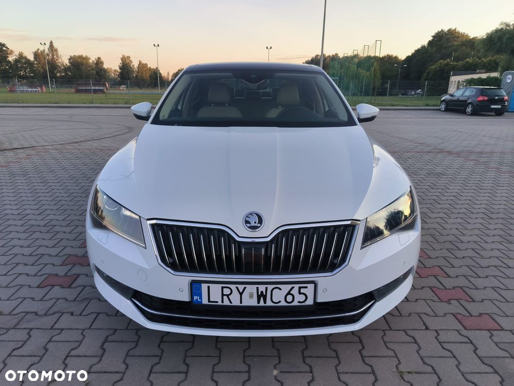 Skoda Superb 2.0 TDI 4x4 L&K DSG - 5