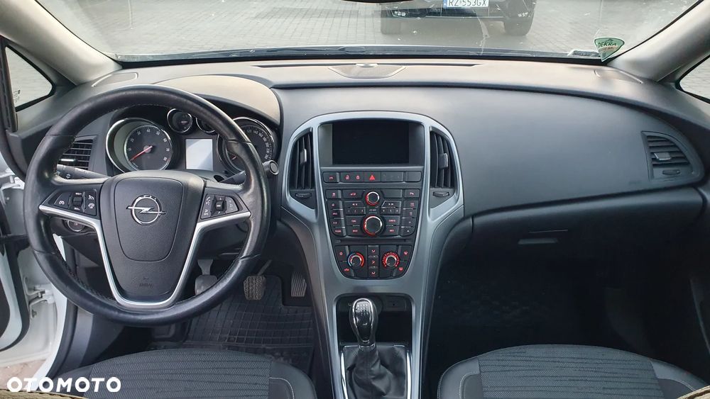 Opel Astra 1.4 T Energy EU6 - 10