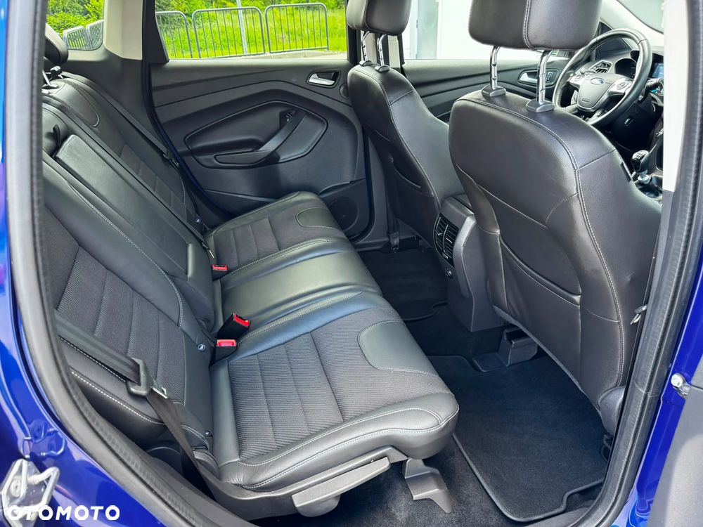 Ford Kuga 2.0 TDCi 4x4 Titanium - 22