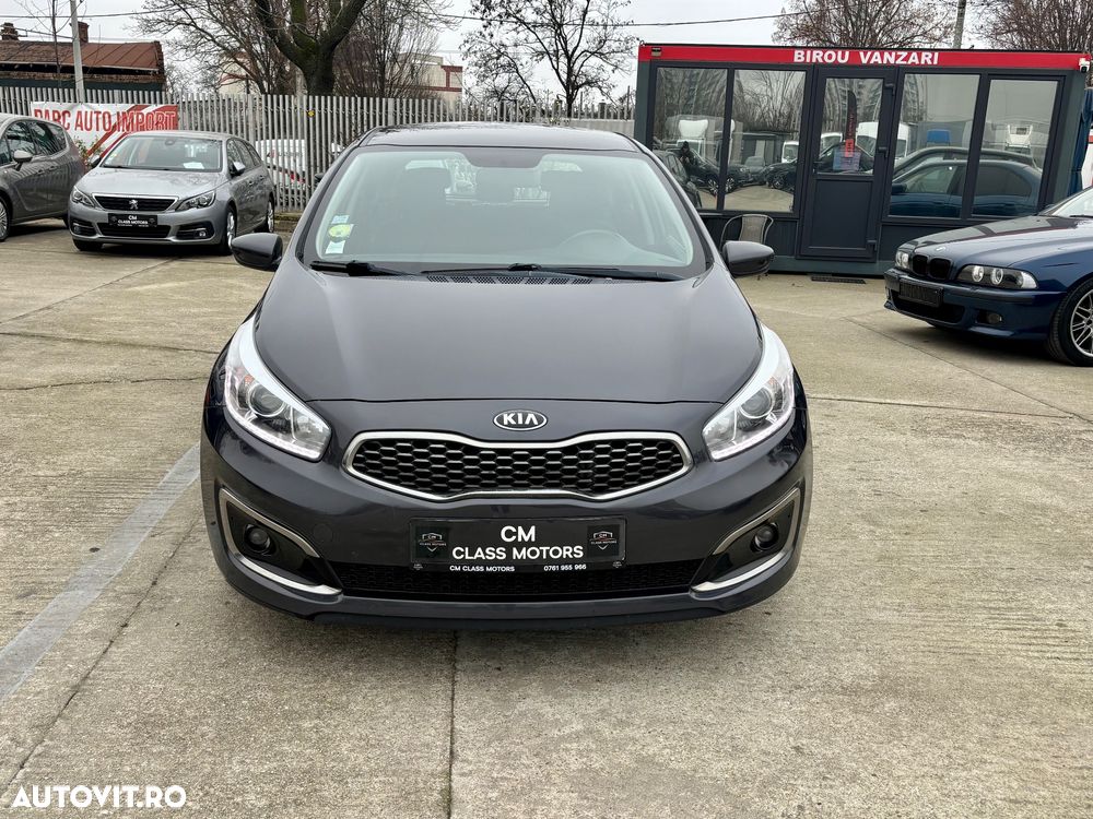 Kia Ceed - 7