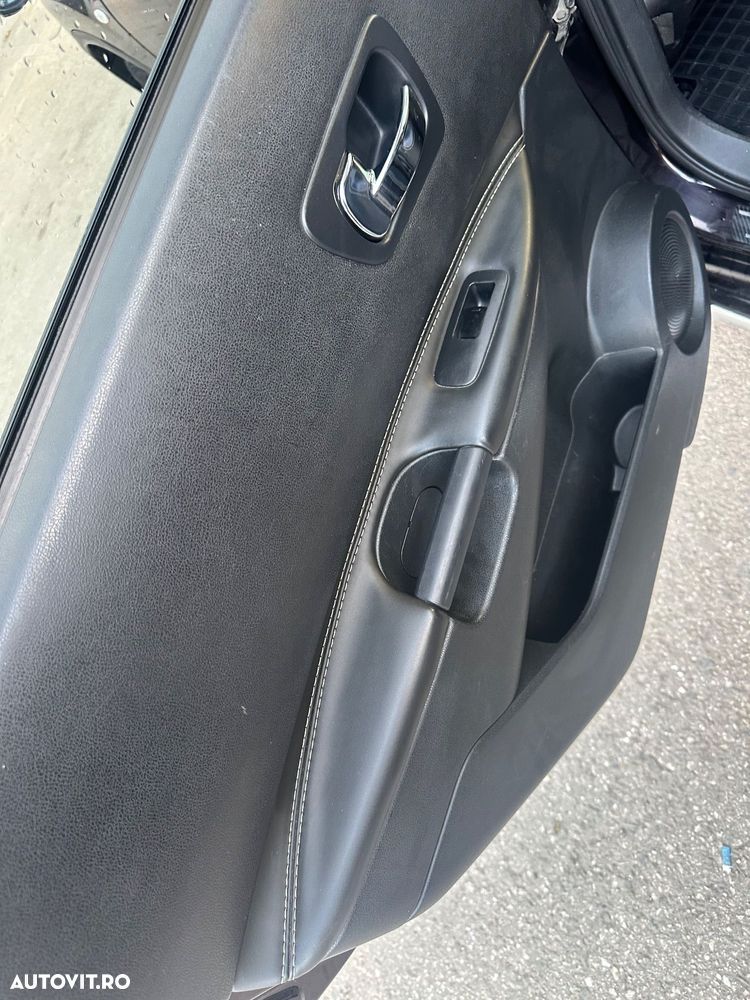 Nissan Qashqai+2 2.0 dCi DPF Acenta - 11